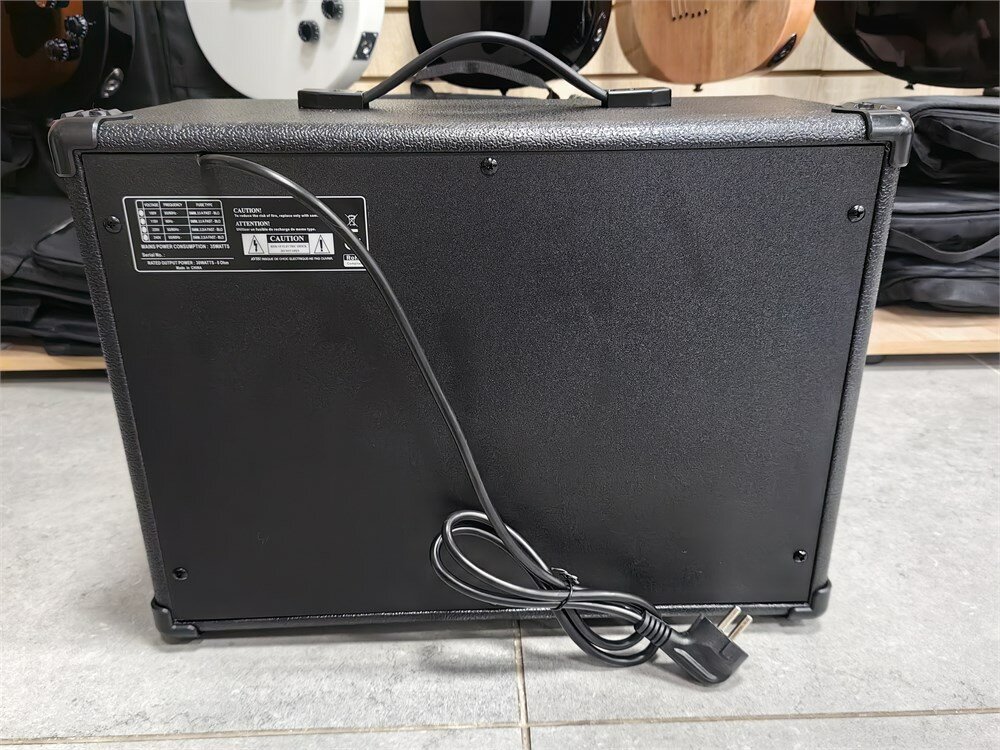 Гитарный комбоусилитель JOYO - фото №4