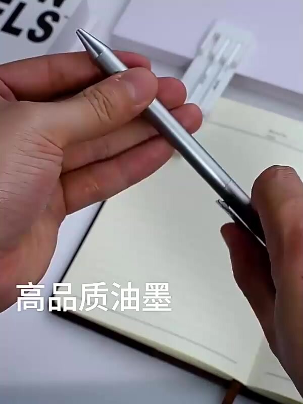 Картинки Ручка металлическая Xiaomi Deli. Японские чернила MiKuni. Ручка гелевая. Плюс 3 стержня в комплекте.