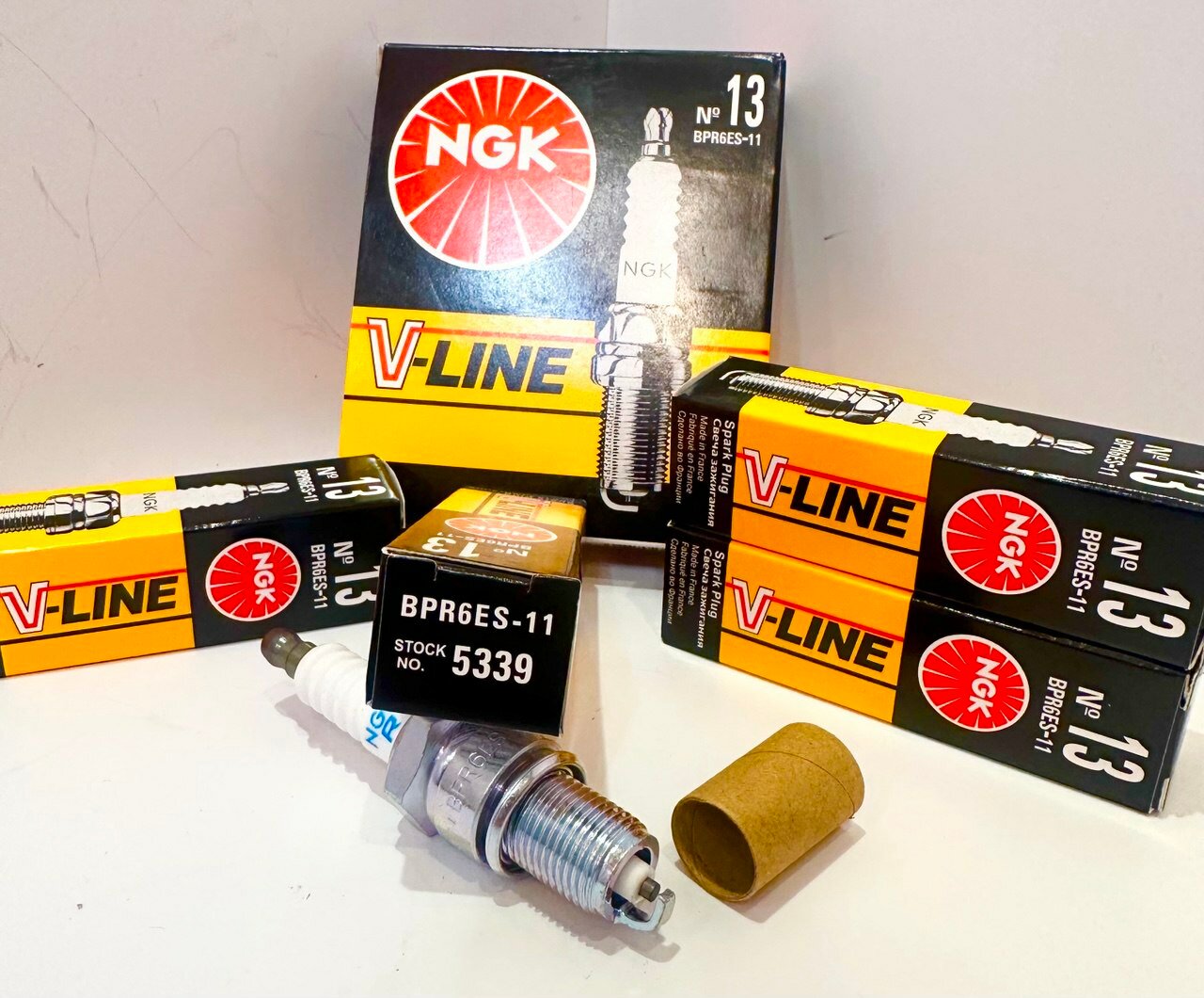 Комплект свечей зажигания NGK 13 (инжектор 8 кл) ВАЗ 2108-2115 Калина Гранта Шевроле Нива