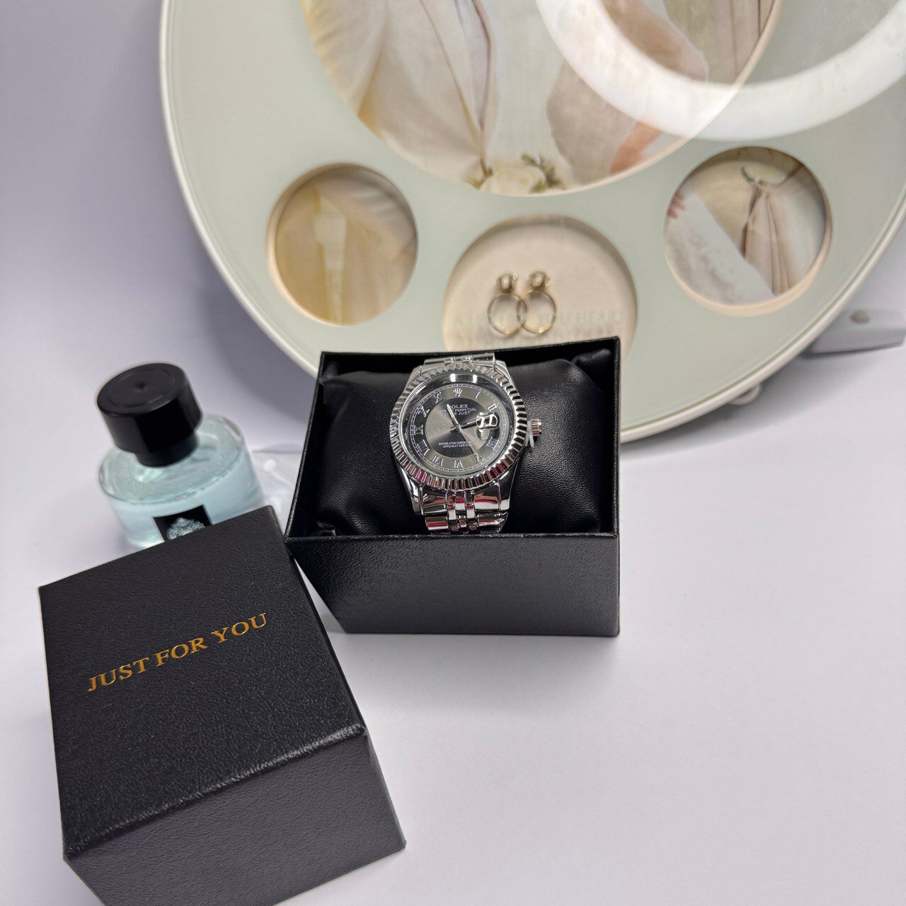 Наручные часы