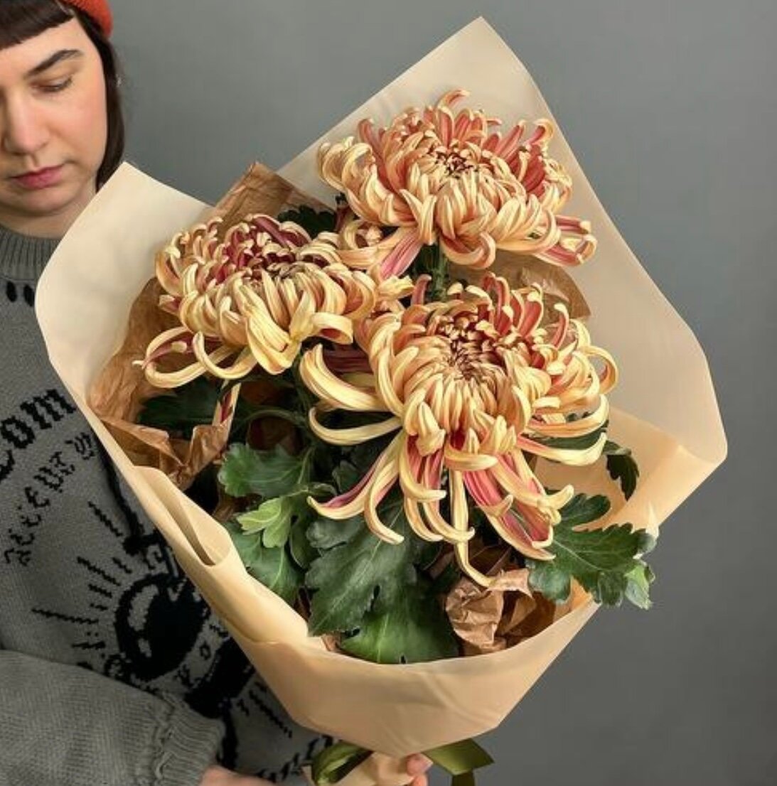 Монобукет Хризантемы Виена (высокие пышные и красивые 3 штуки)