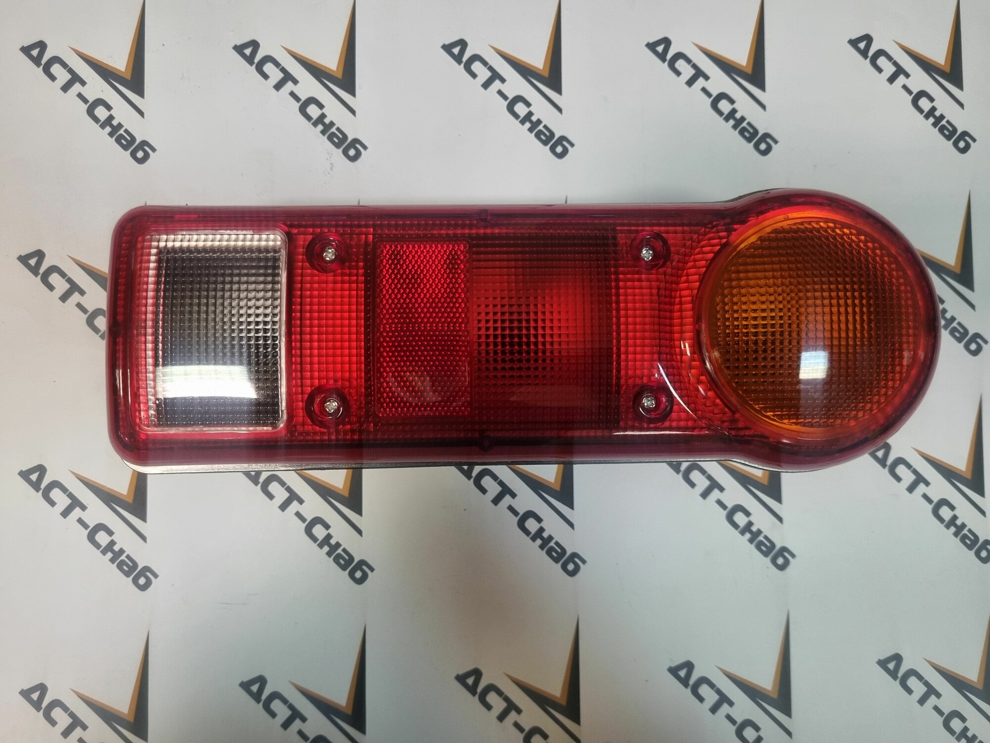 Фонарь задний 21EA-30460 правый Hyundai 7-серия
