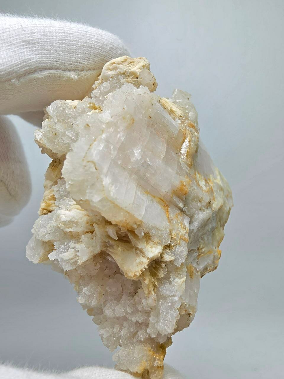 Кальцит в кварце 71 мм, 165 г. — фото 1