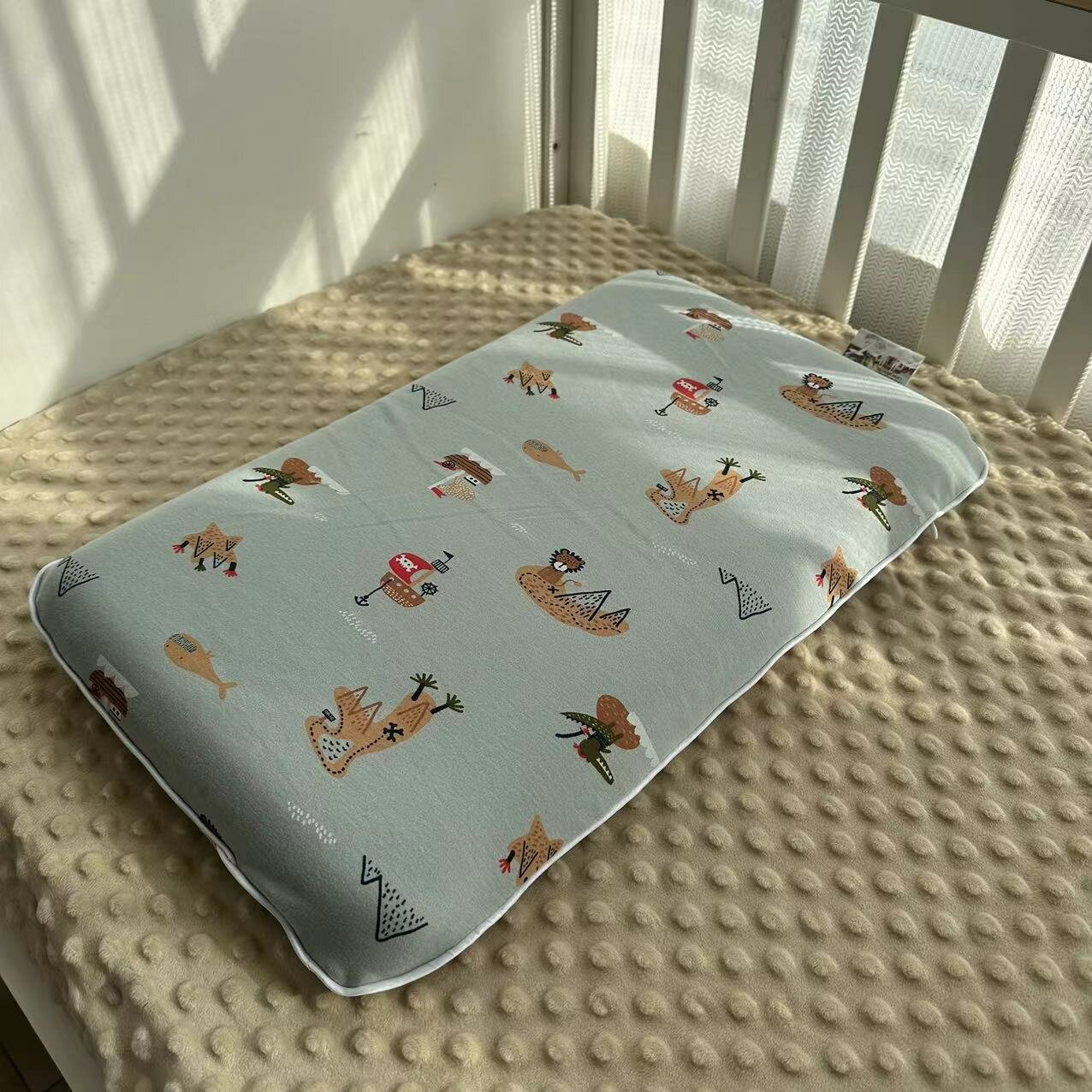 Детская дышащая подушка из латекса для 1-6 лет, 28x50 см, безопасная, тематика морского приключения