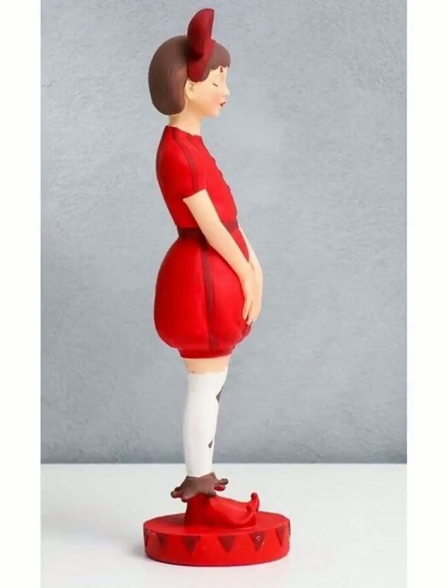 Статуэтка "Принцесса цирка", размер 28*7,5*7,5 см, полистоун, цвет красный — фото 1