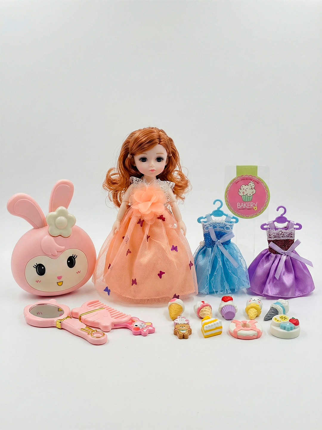 Игровой набор с шарнирной куклой, одеждой и аксессуарами — фото 1