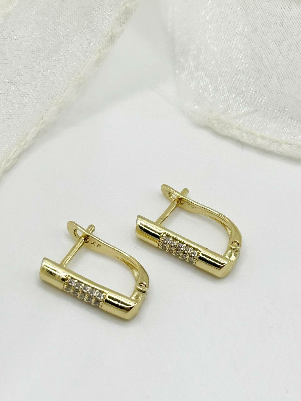 Серьги XUPING JEWELRY, размер 4 мм, золотой — фото 1