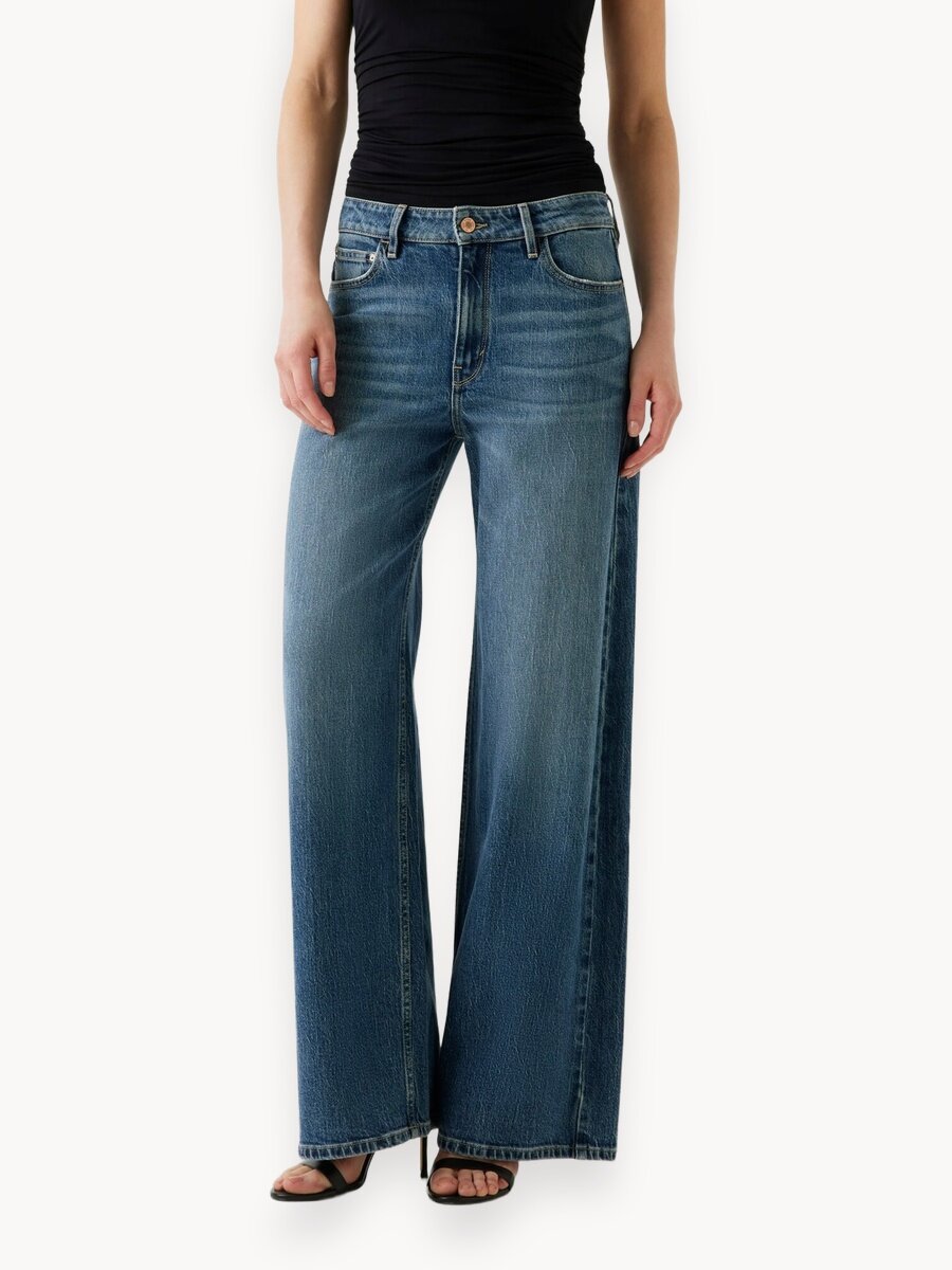 Джинсы широкие GUESS BELLFLOWER, размер 30/32 JEAN, синий