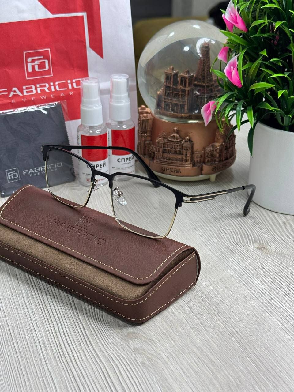 Солнцезащитные очки