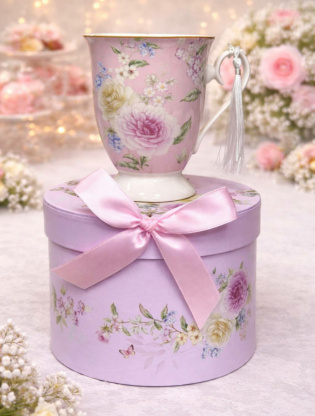 Кружка MGeezz, фарфор, керамика, 350 мл, лавандовая, с цветком