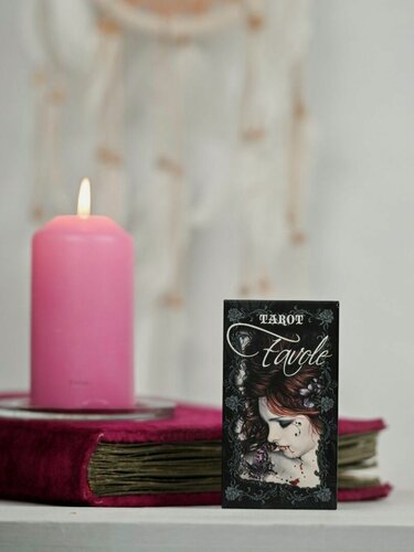 Изображение товара Карты гадальные Fournier Victoria Francis Favora, картон, английский язык, классический формат