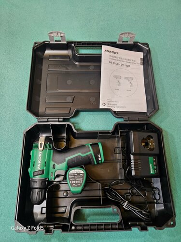 Изображение товара HiKOKI(HITACHI) DS12DE шуруповерт аккумуляторный литиевая батарея 12 В 2A щеточная в кейсе,2 аккумулятора, зарядка оригинал