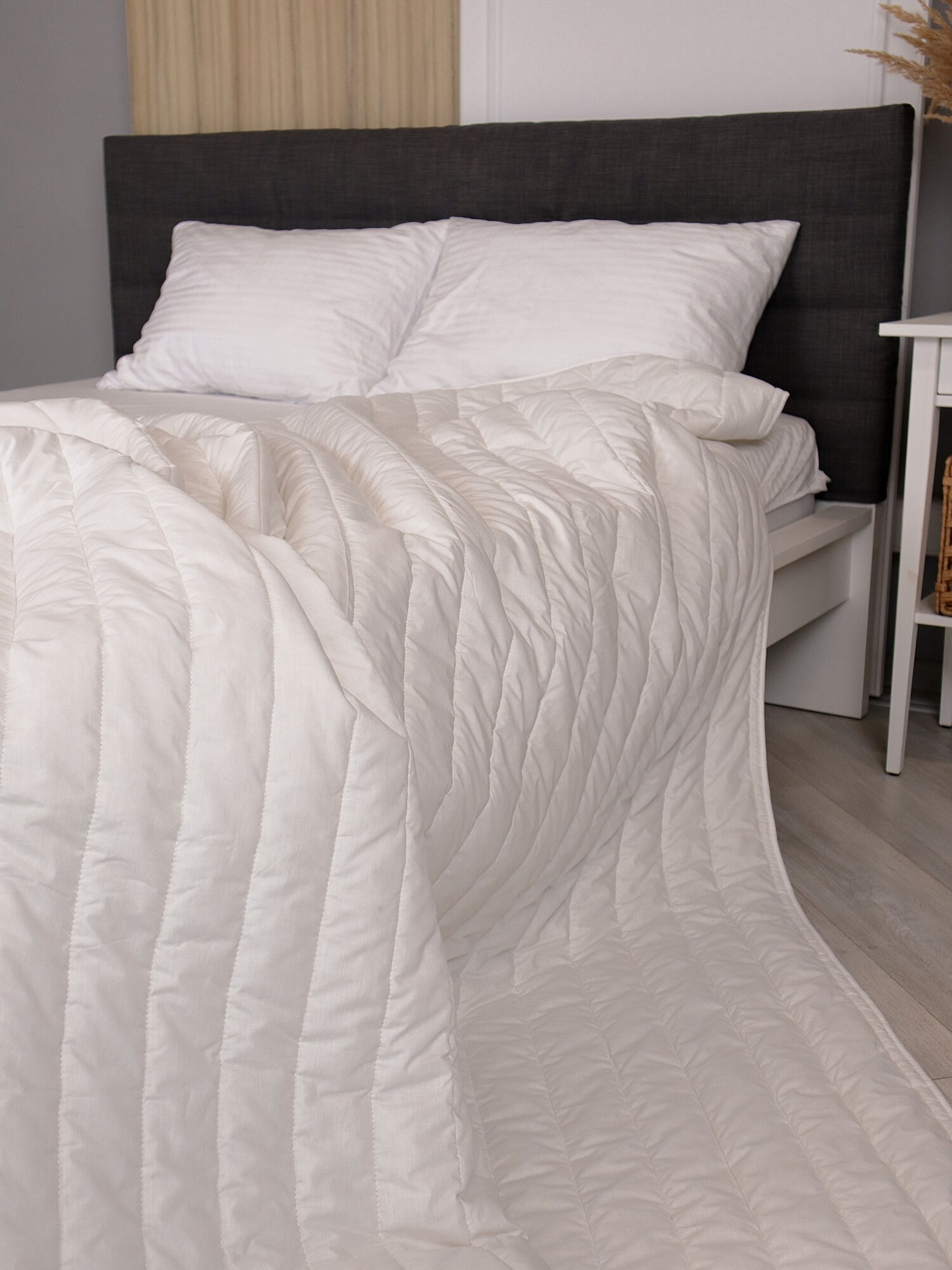 Одеяло БельВита, евро, стеганое, хлопок, полиэстер, шерсть, белое, 200x200см — фото 1