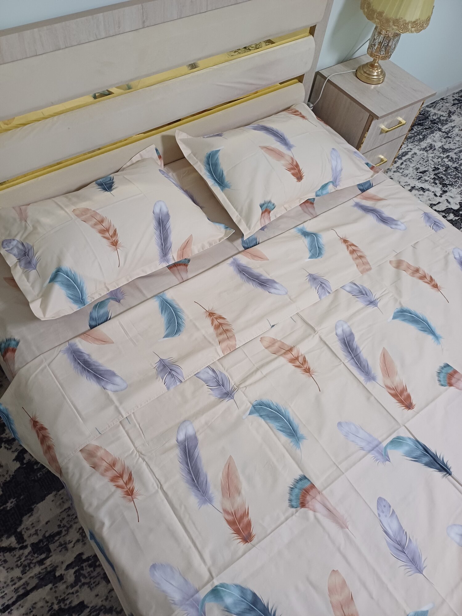 Постельное белье LINENS, сатин, 2-х спальный комплект с евро простыней, цвет сатин