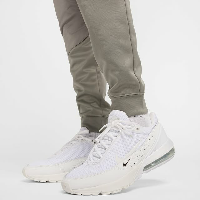 Брюки спортивные NIKE Nike Air Max Pk Jogger, размер 50-52, серый — фото 1