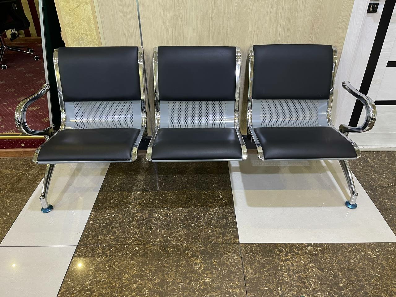 Идеальное, удобное и красивое кресло для дома и работы Airport Black