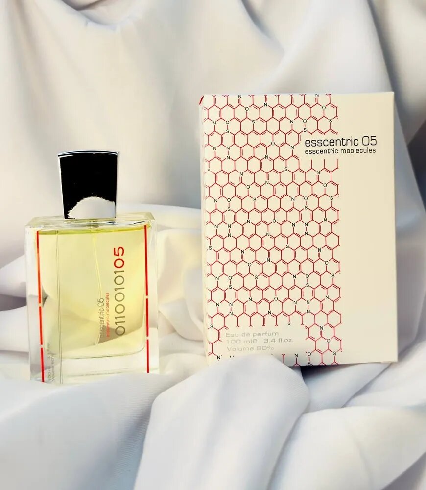 Духи Fragrance World "Esscentric Molecules", 100 мл