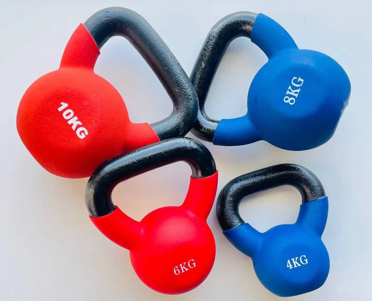 Гиря виниловая, для тренировок, удобная рукоять, обрезиненное покрытие