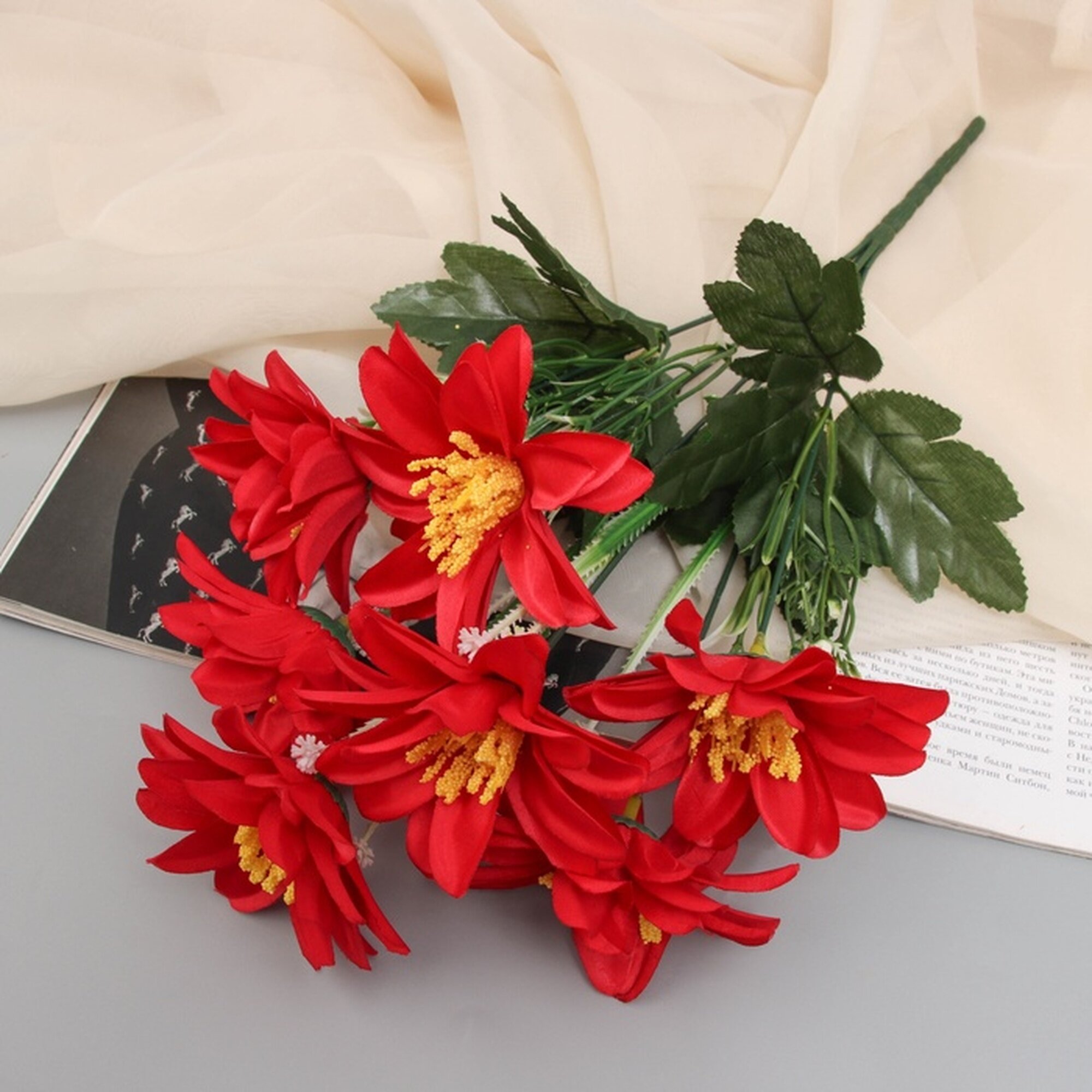 Букет искусственный Сима-ленд «Амариллис Мэрилин» пластик текстиль 35см