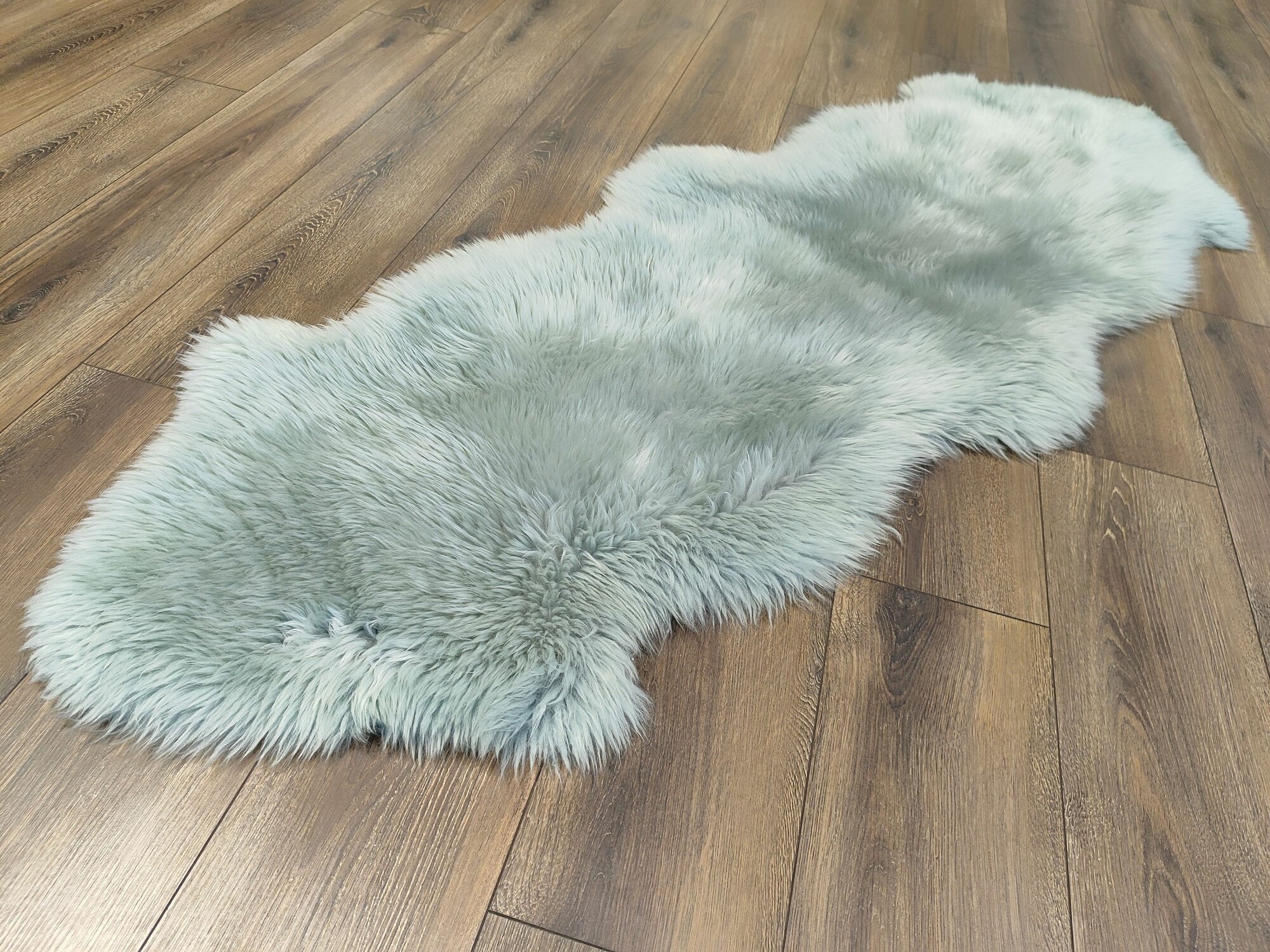 Шкура натуральная овчина, Австралия, 2-х шкурная, нестандартная форма 0,6х1.8 м — фото 1