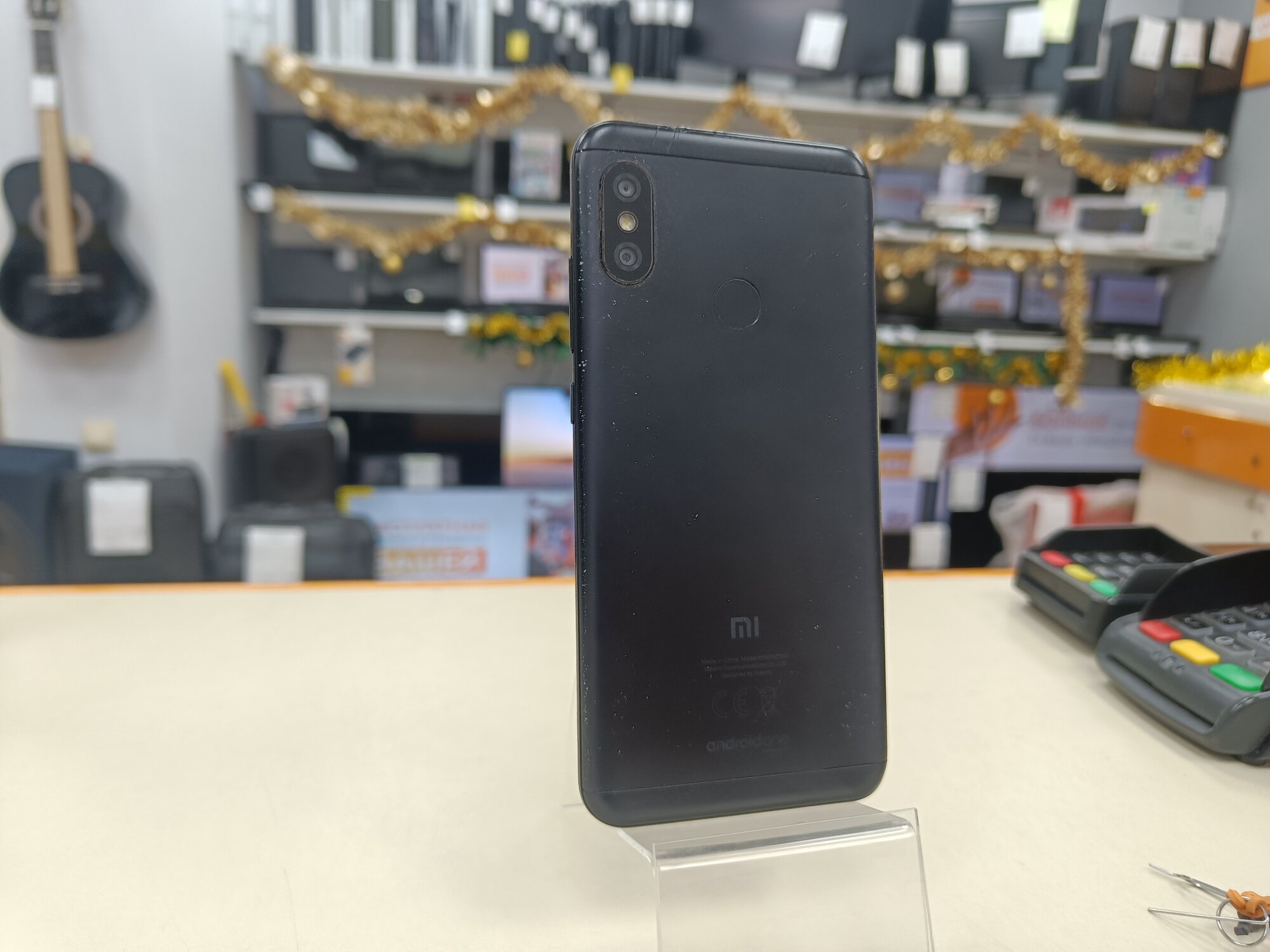 Смартфон "Xiaomi Mi A2 Lite", черный, 4/64ГБ, IPS, 2280x1080 б/у, уценка