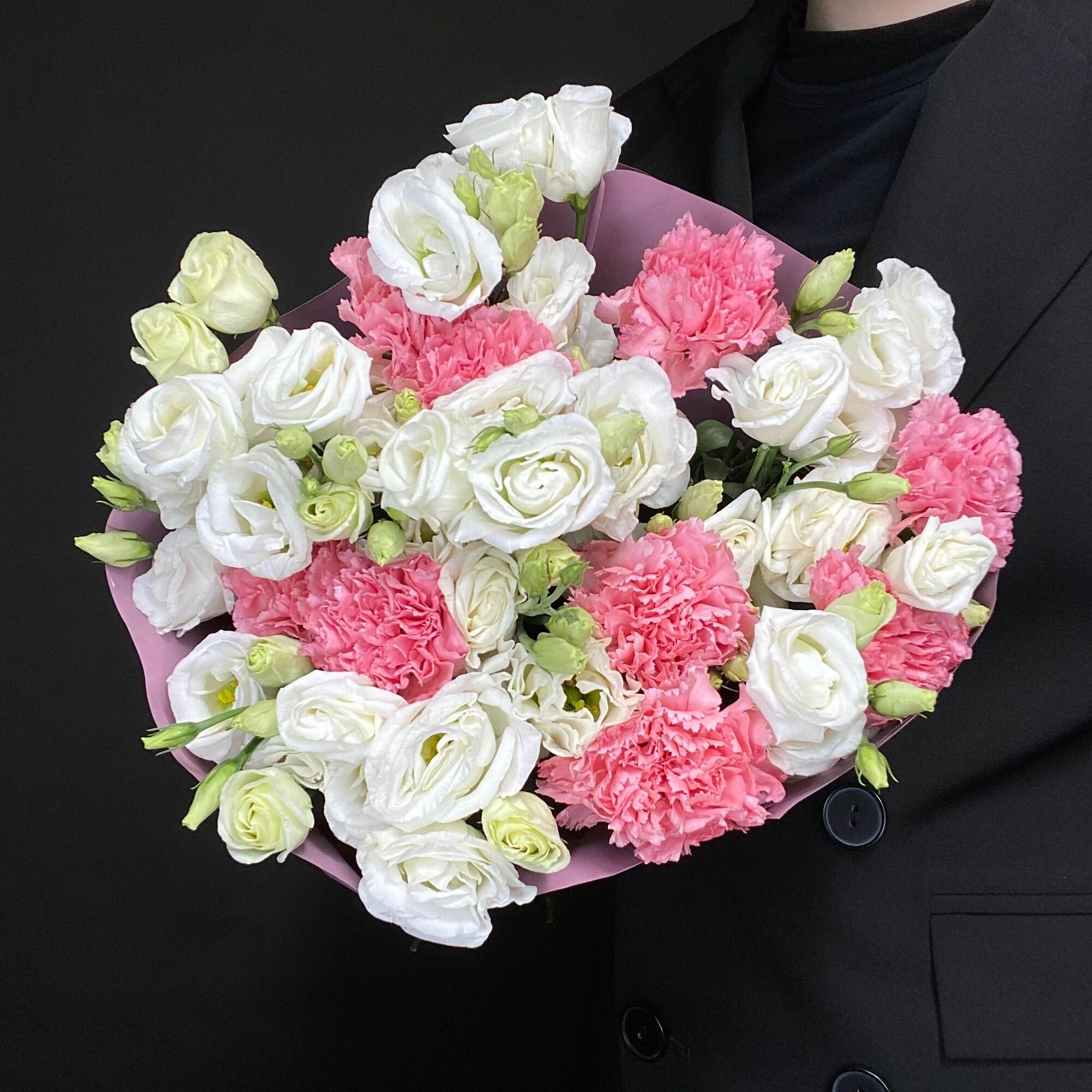 Свежий букет (эустомы 10 шт диантусы 9 шт) высота букета 45 см