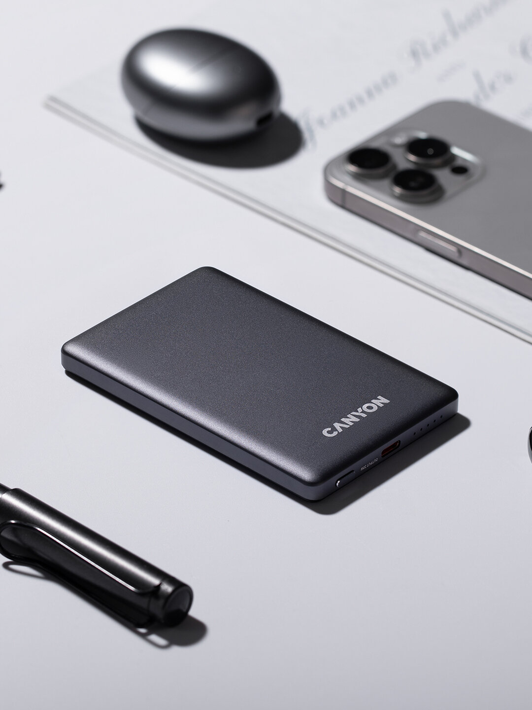 Беспроводной Magsafe power bank CANYON OnPower 505 Slim, повербанк для айфона, 5000 mA — фото 1