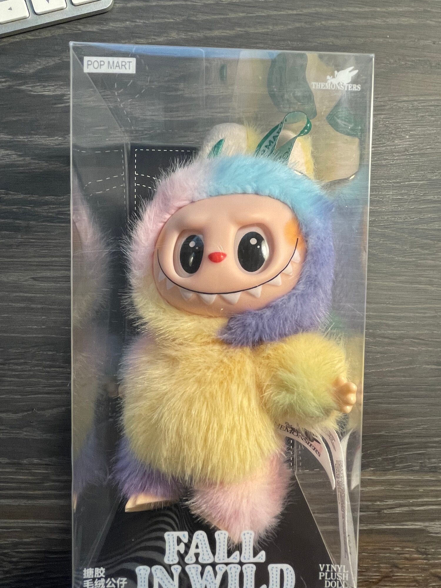 Лабубу радужный игрушка брелок Labubu Rainbow The Monsters 4 серия 17 см — фото 1