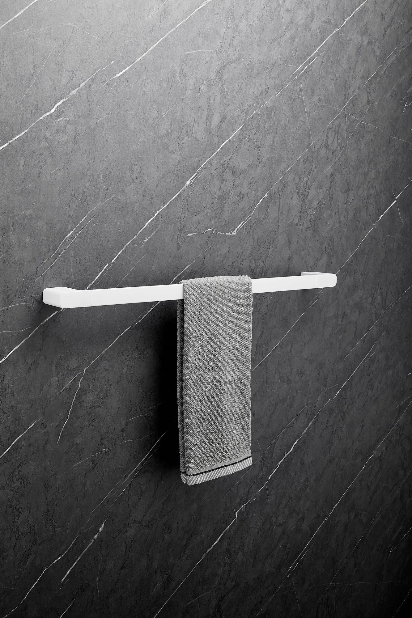 Держатель для полотенец настенный из нержавеющей стали белый Belz B91001