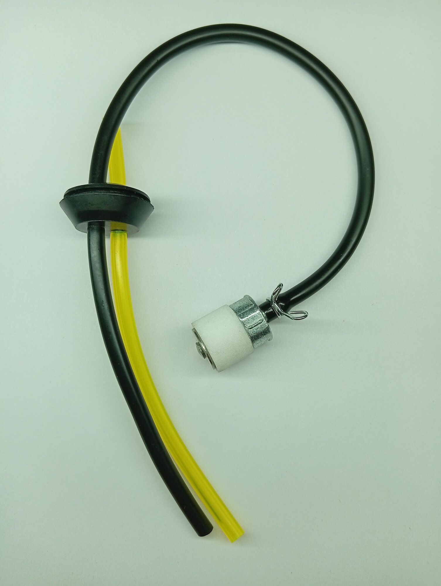 Шланг топливный комплект с уплотнением для воздуходувки CHAMPION GBR476 / EB900L01002