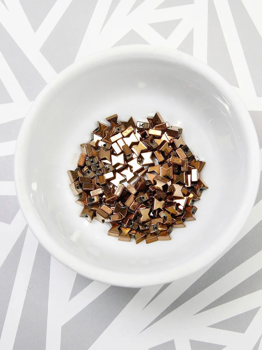 Гематин бабочки - бронза - 3.5 мм, нить 20 см (около 85 шт) — фото 1