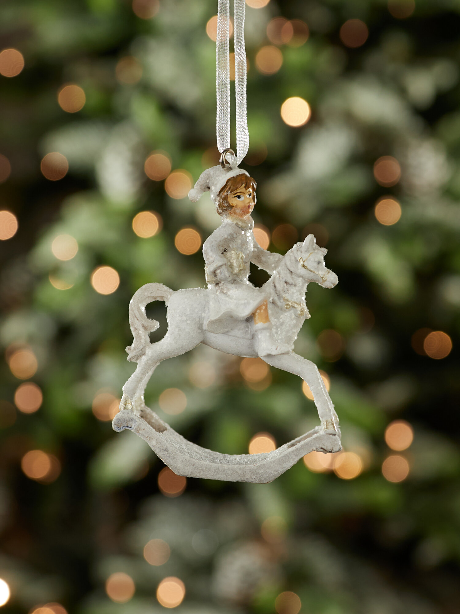 Елочная игрушка Лавка Чудес "Мальчик на Лошадке", полирезин, 8,5 см — фото 1