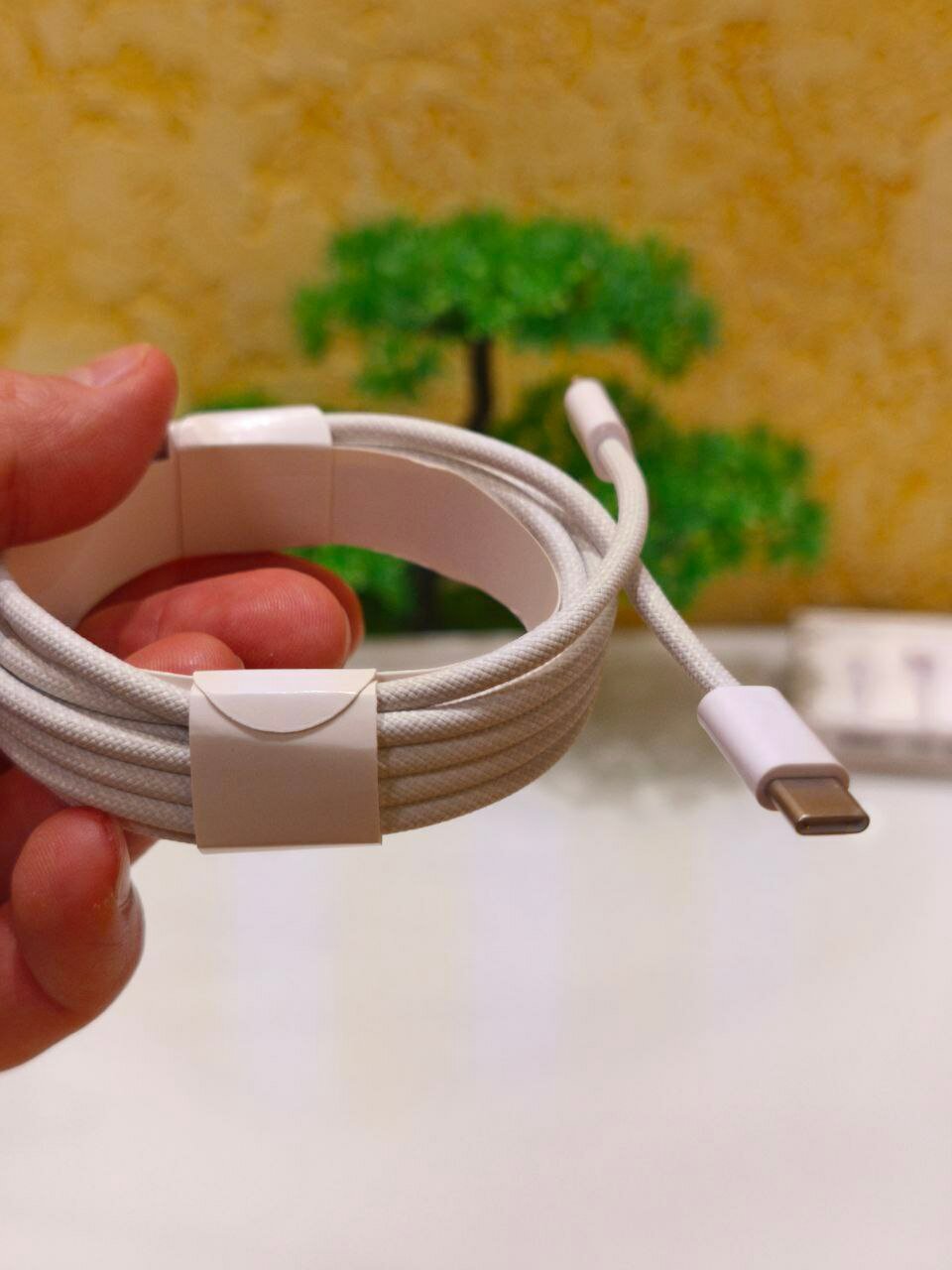 Плетенный, усиленный кабель 2 метра для iphone, айфона / Провод, шнур Lightning для Iphone 5-10, XR, XS, 11-13, белый — фото 1