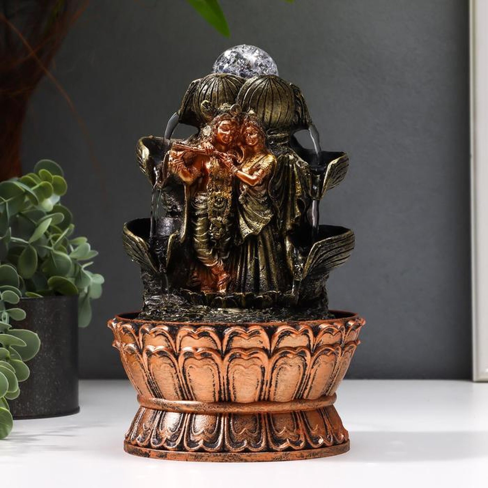 Фонтан настольный от сети подсветка "Кришна и Радха у фонтана" 225х15х15 см