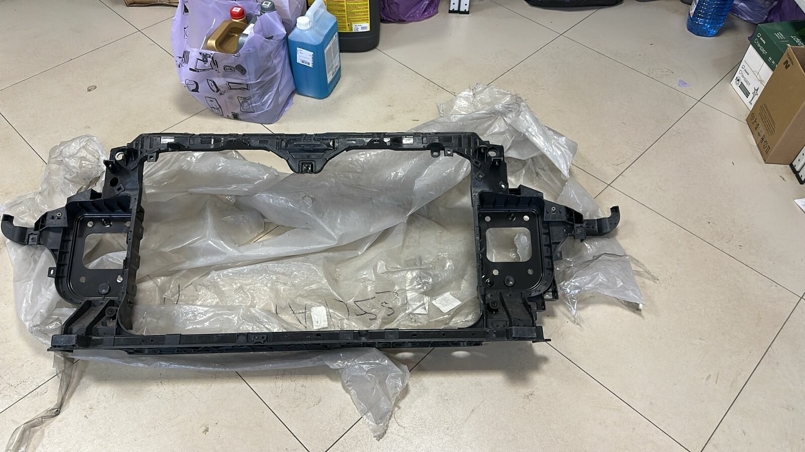 Рамка радиатора (телевизор) автомобиль Hyundai Sonata 2019-2023