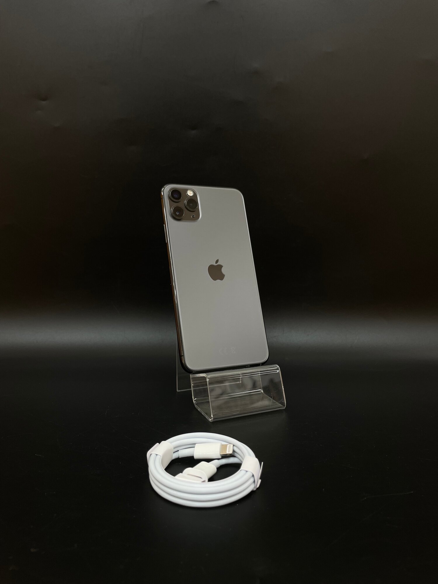 Смартфон Apple iPhone 11 Pro Max 512 ГБ, nano SIM+eSIM, серый космос