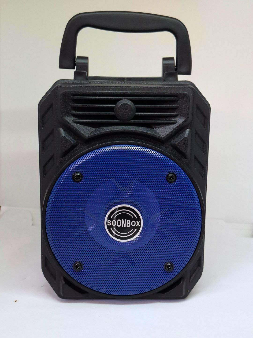 SOONBOX S11 Bluetooth колонка — это компактная и мощная портативная акустика