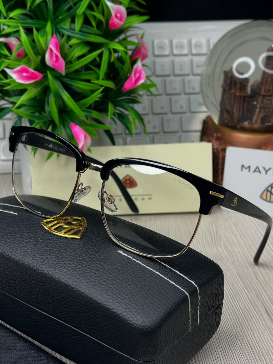 Солнцезащитные очки