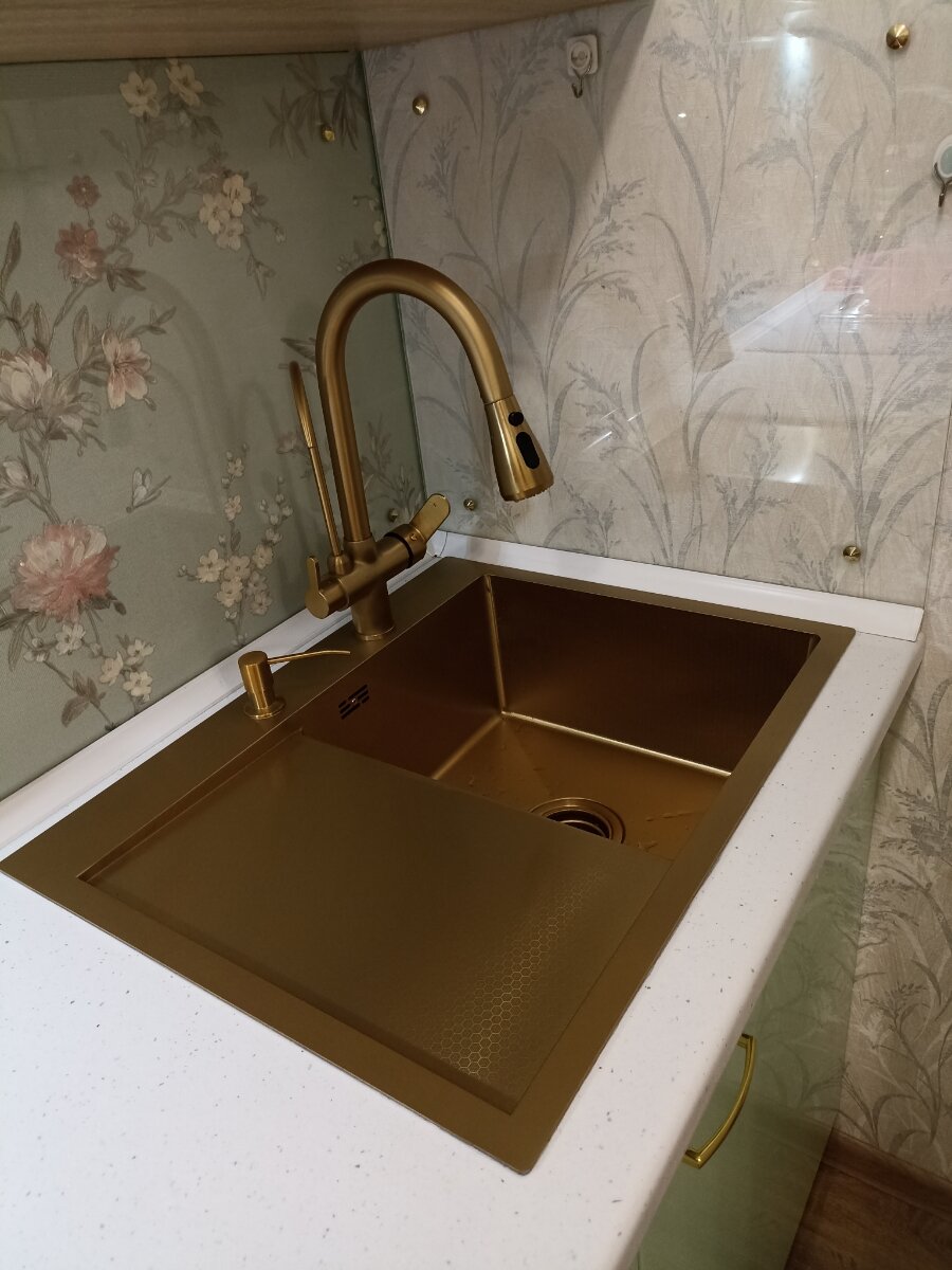 Мойка кухонная Diadonna, матовое золото, врезная/накладная, нержавеющая сталь, 70х50 см — фото 1