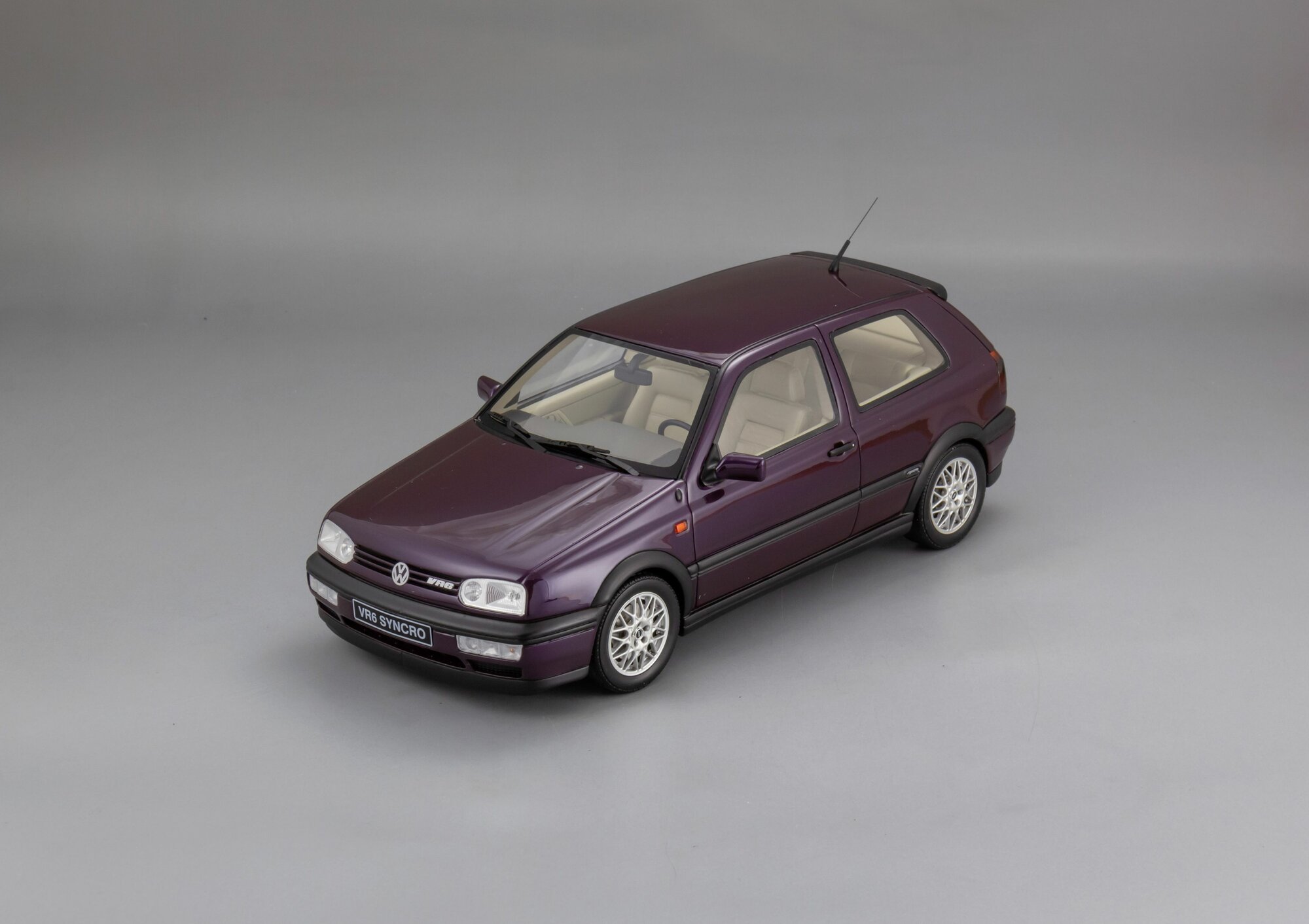 Масштабная модель Volkswagen Golf III VR 6 Syncro
