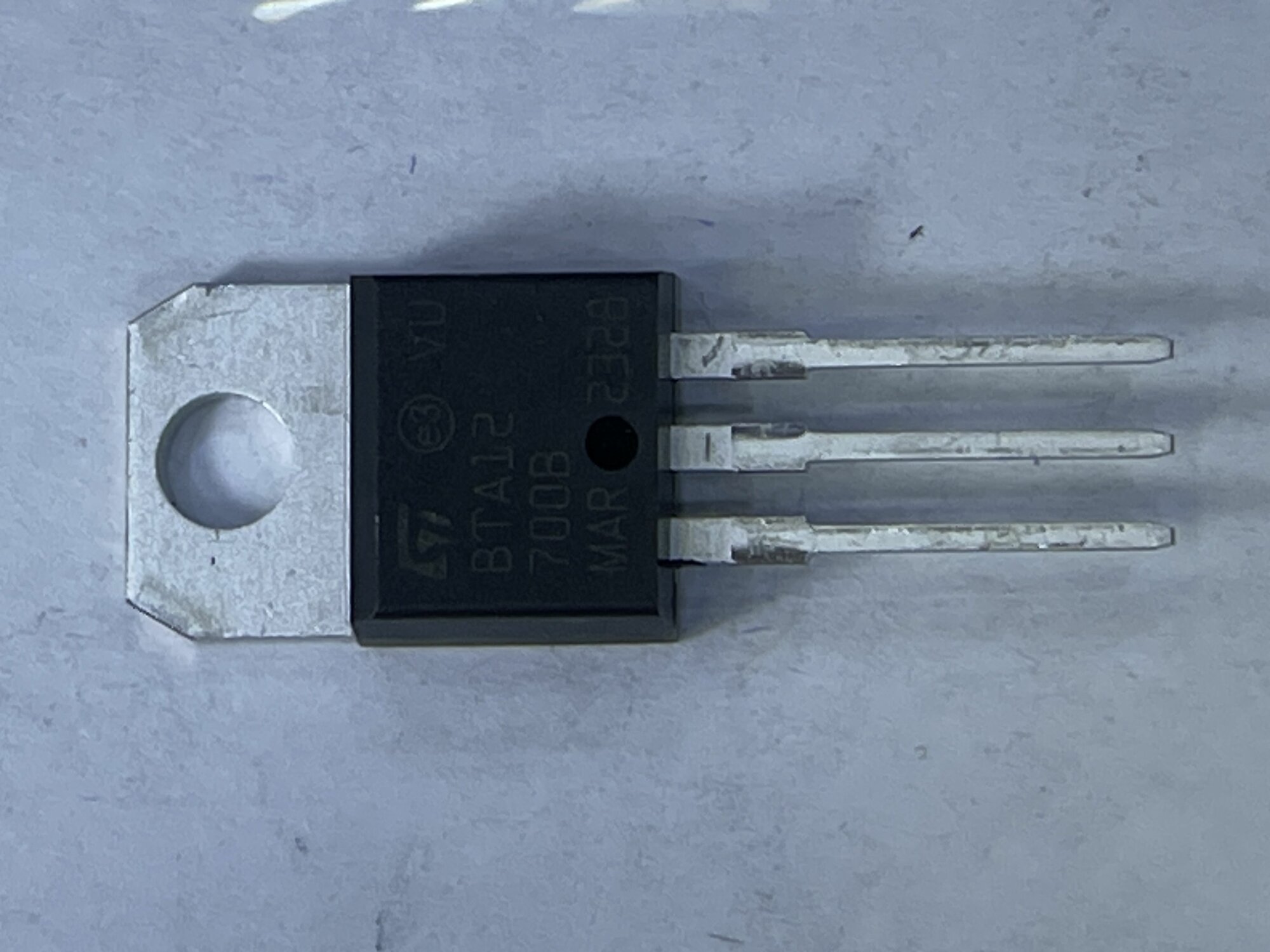 BTA12-700B, TO-220AB, Симистор