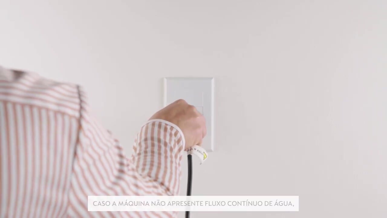 Капсульная кофемашина Nespresso Essenza Mini D30 — фото 1