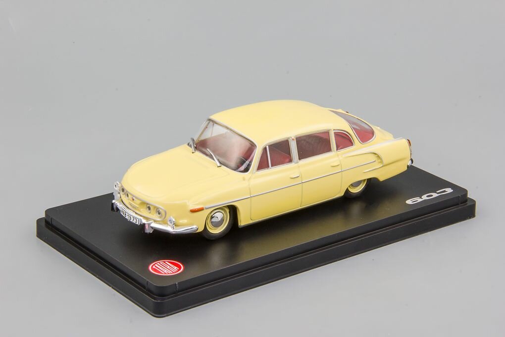Масштабная модель Tatra 603 (1969) Light Yellow