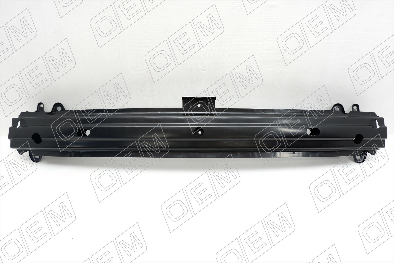 Усилитель бампера переднего Hyundai Getz 865301C300 Хендай Гетц год с 2005 по 2011 O.E.M.