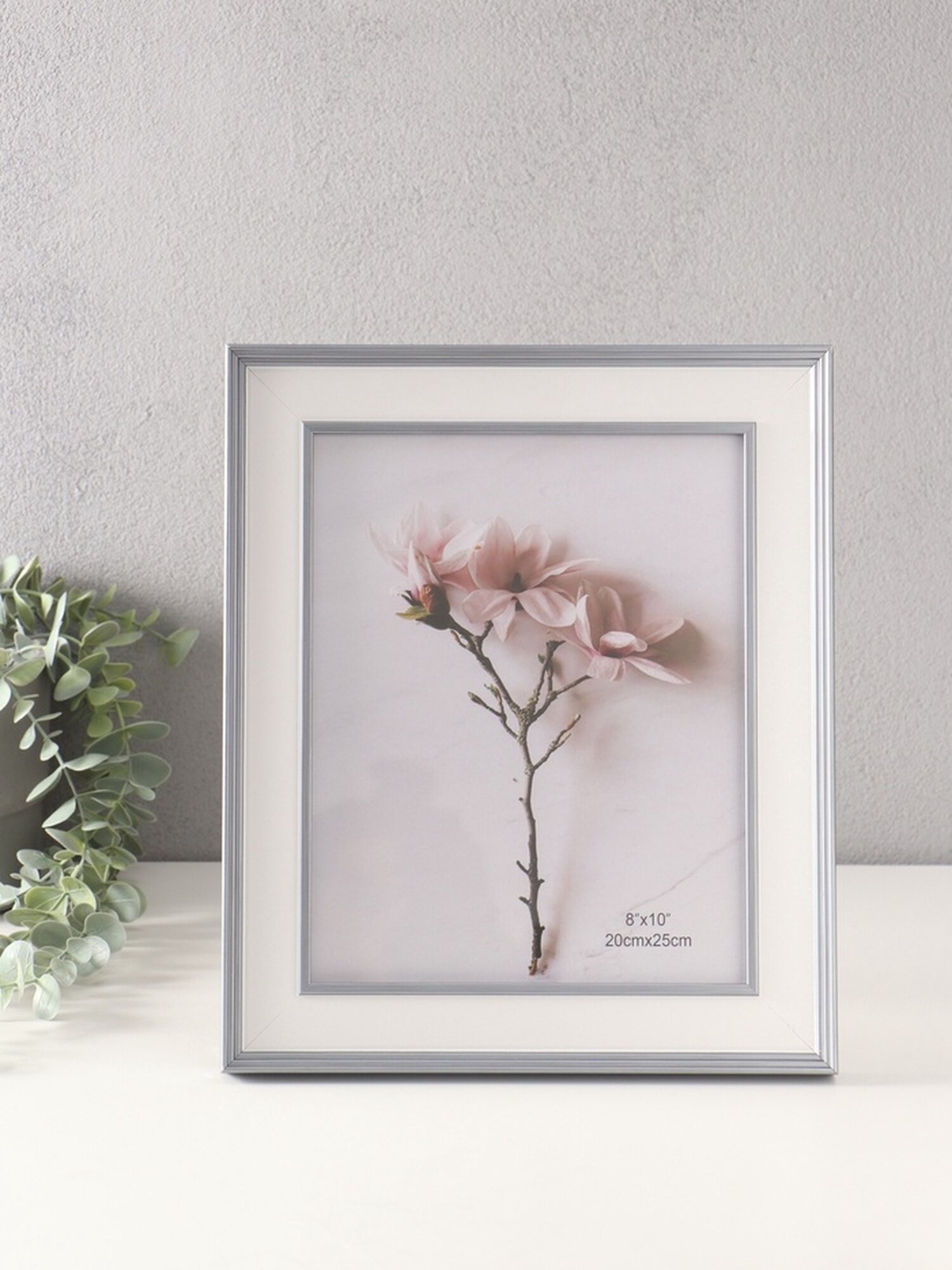 Фоторамка 20×25 см «Романтизм» пластик серая 2.5×26.2×31.2 см