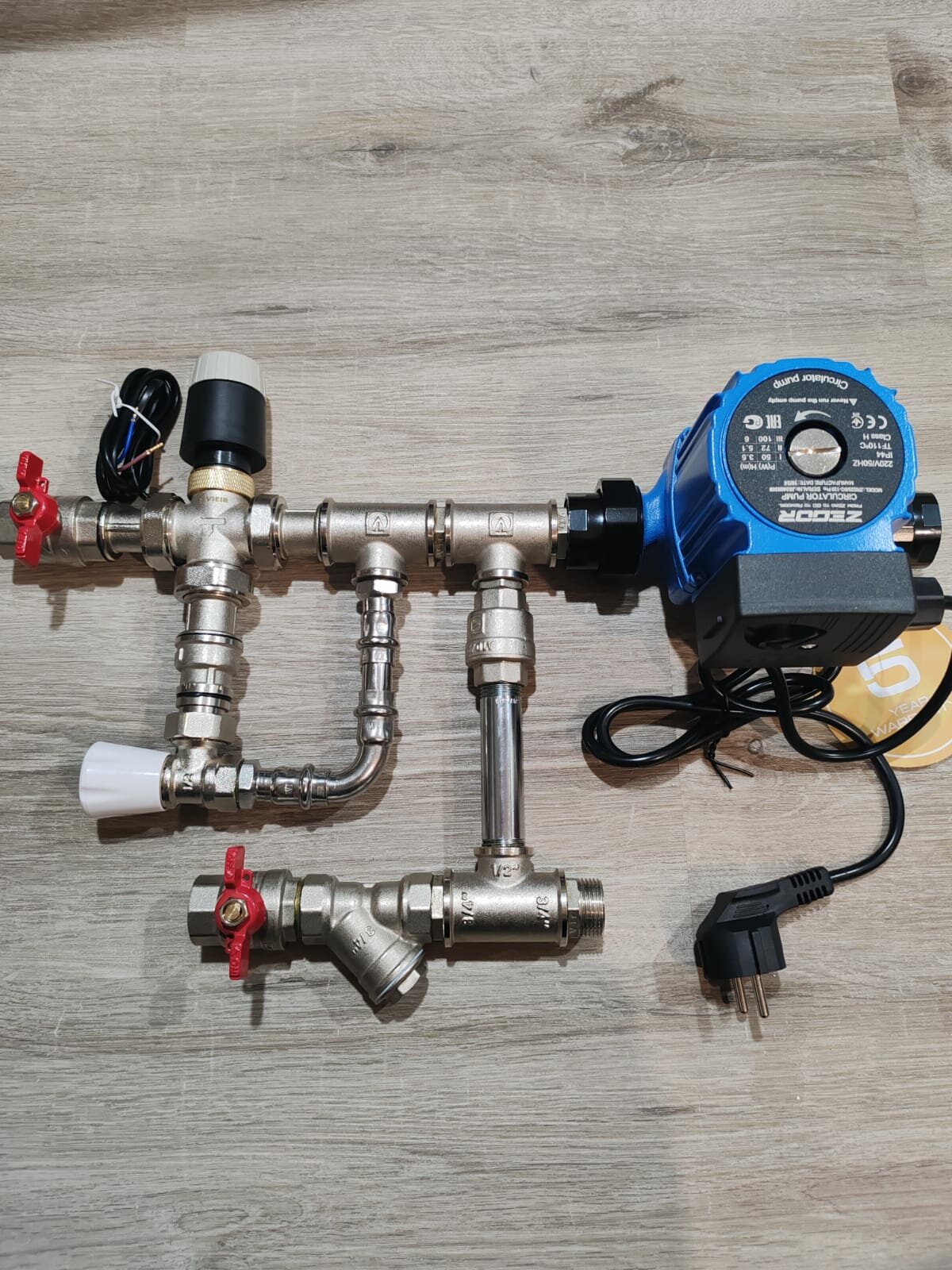 Смесительный узел, для тепловой завесы и воздушного тепловентилятора