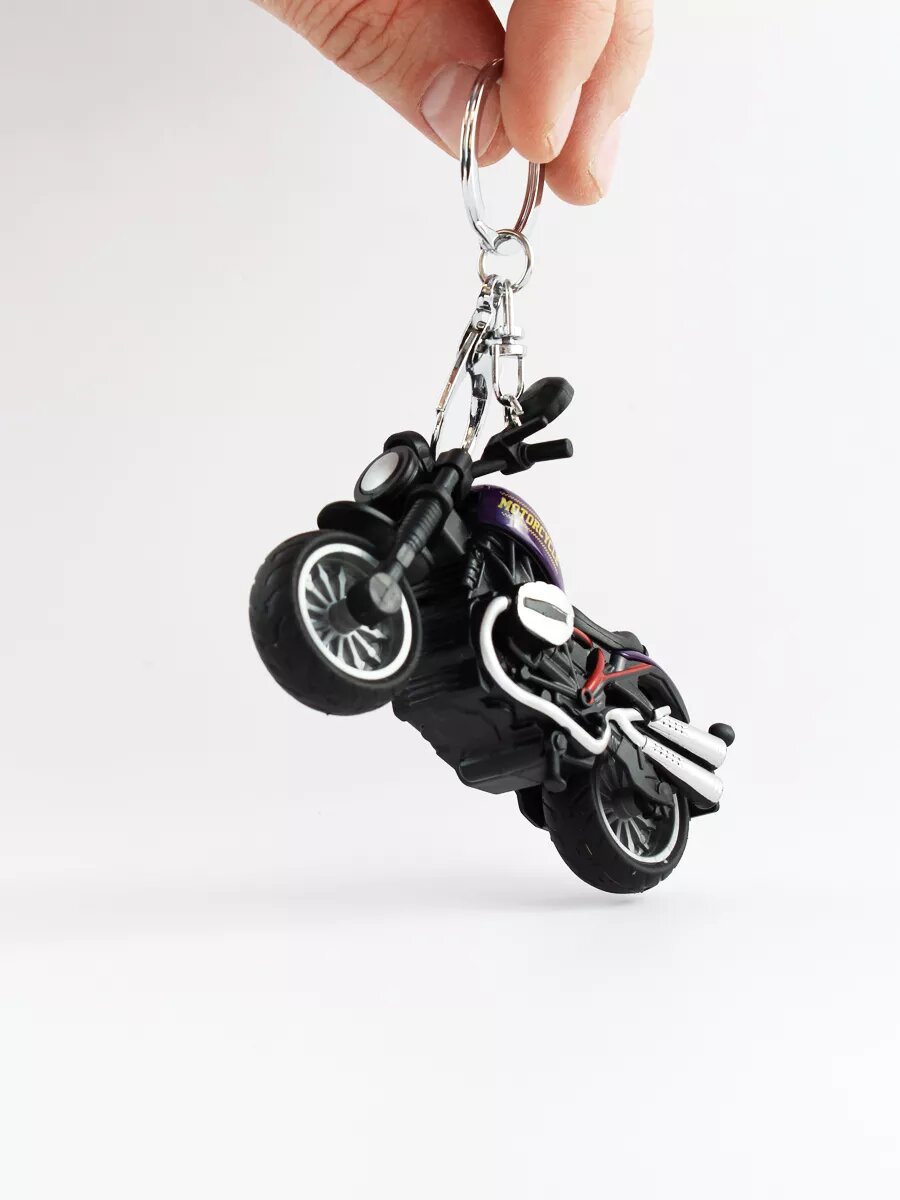 Брелок, фиолетовый — фото 1