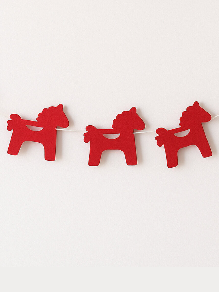 Бумажная гирлянда Магия букв «Лошадки», красная, картон, 240 г/м² — фото 1