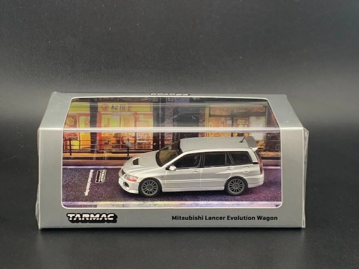 Коллекционная машинка Tarmac Works 1:64 Mitsubishi Lancer Evolution Wagon Silver