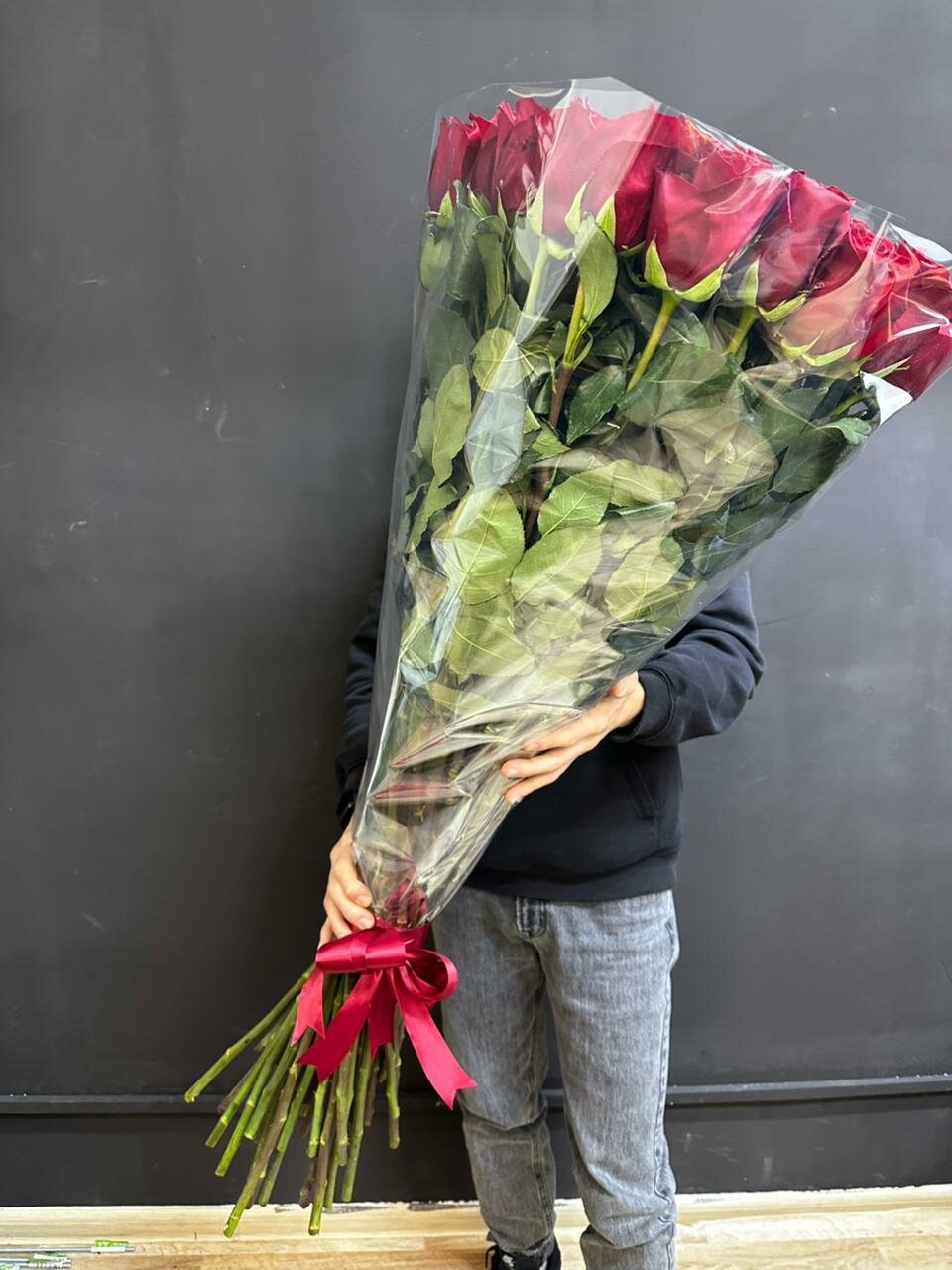 Букет Высокие Розы 51 шт / Гигантские (Длинные) Розы / Доставка Цветов / 51 роза 100 см (1 метр) метровые